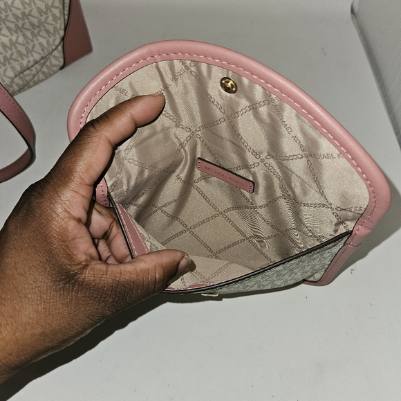 Preloved Michael Kors Purse - Picture 7 of 13